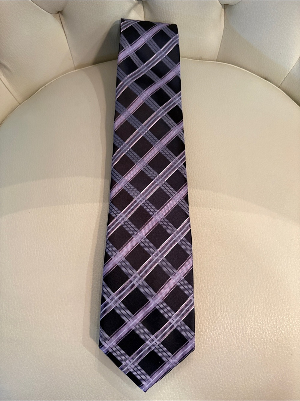 croft & barrow Black and Lavender Plaid Silk Tie